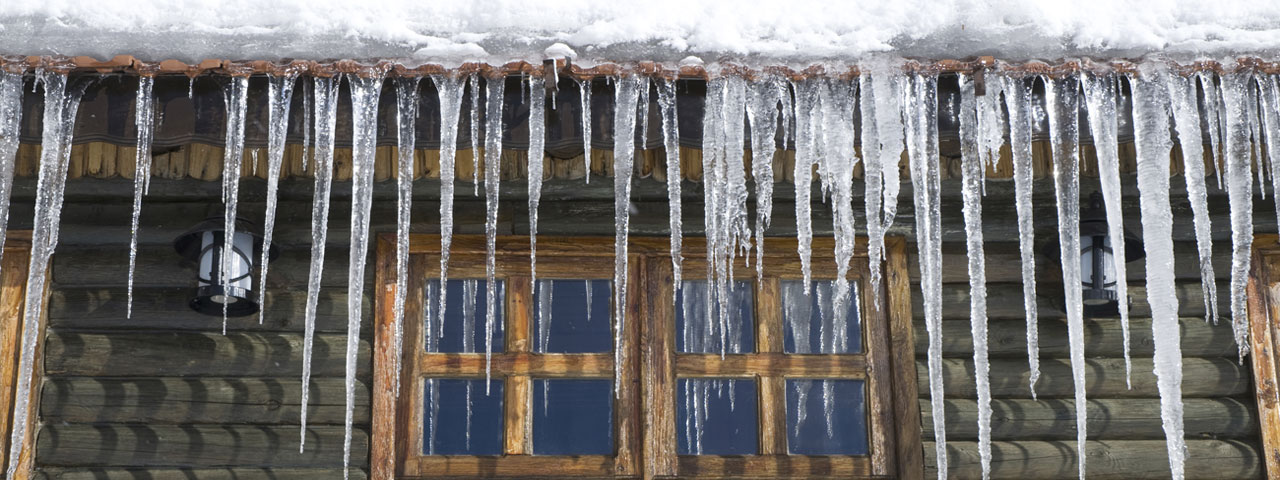 Spray foam prevents ice dams by providing proper insulation in Scramento attic spaces